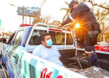 Policía detiene a motorista de transporte público por aumentar precio del pasaje de forma ilegal