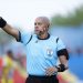 El árbitro central, Elmer Martínez, no pudo concluir el juego entre FAS y Jocoro por una aparente lesión