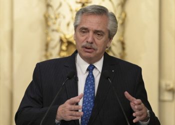 Nació el hijo del presidente argentino y se llama Francisco como el papa