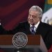 Presidente de México propone reducir número de legisladores en reforma electoral