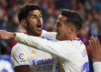 El Real Madrid gana 3-1 al Osasuna y acaricia el título liguero
