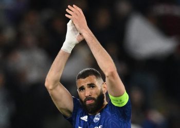 «Nunca bajamos los brazos», dice Benzema tras el partido contra el Manchester City