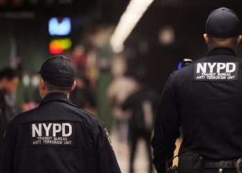 La policía intensifica la búsqueda del atacante del metro de Nueva York