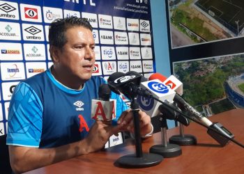 Adonai Martínez catalogó de «risible» la devolución del meta Mario González de la Selecta y no un volante