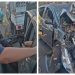 Bomberos rescatan a personas atrapada entre hierros retorcidos por accidente de tránsito