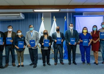 El Instituto Nacional de Salud lanza guía práctica de  abordaje del paciente adulto crítico con COVID-19