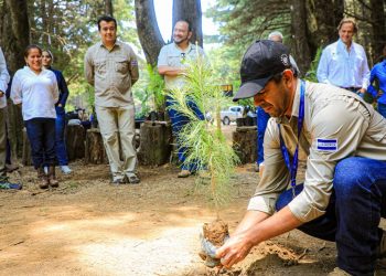 Así se conmemora el Día Internacional de la Tierra en El Salvador