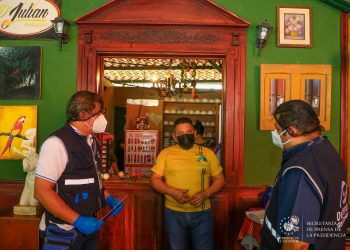 Defensoría del Consumidor ejecuta inspecciones en hoteles y restaurantes de sitios turísticos