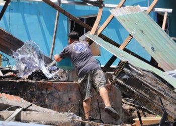 Bomberos liquida incendio en una cohetería en San Rafael Cedros
