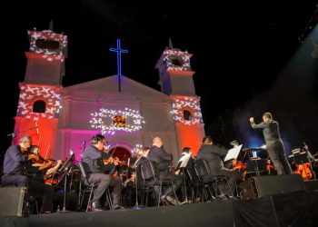 Orquesta Sinfónica de El Salvador decoró con armonías y melodías una maravillosa noche en Usulután