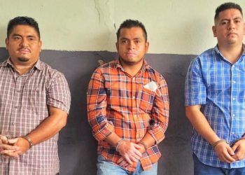 Autoridades capturan a tres hermanos acusados de ser colaboradores de maras en Panchimalco