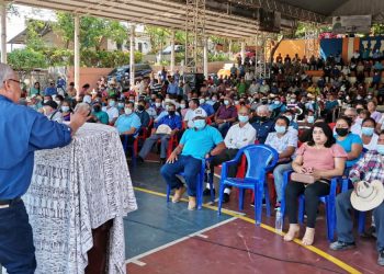 Llevan a cabo el primer foro de agricultura en Cuscatlán