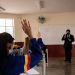 Perú amplía a 100% aforo de colegios tras regreso a presencialidad escolar
