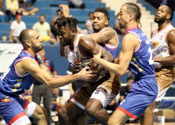 Nejapa cayó en el embrujo de Izalco en la Liga Mayor de Baloncesto