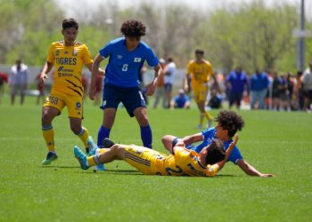 William Renderos Iraheta, asistente técnico de selección sub 20 : «Queremos meterle esa idea a los jugadores de que debemos jugar la final de Copa Dallas»