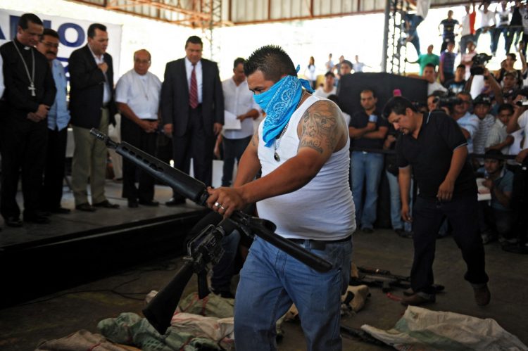 Respaldo. La Organización de Estados
Americanos (OEA) apoyó, en 2012, la
tregua que el Gobierno de Mauricio Funes
pactó con las principales pandillas.
