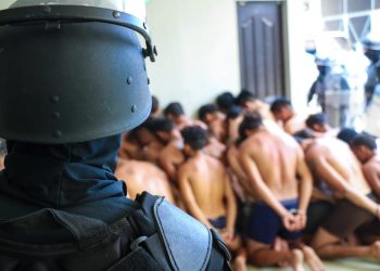 Zaira Navas justifica el accionar de pandillas