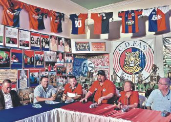 Alcaldía y fundación crearán el museo de Club Deportivo FAS