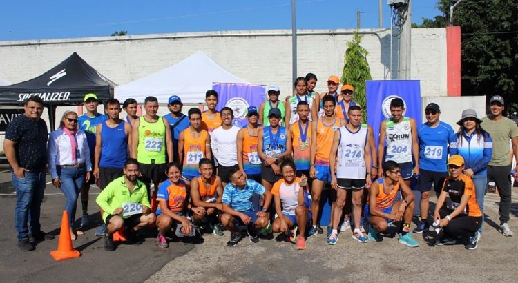 Un total de 30 atletas de ocho clubes nacionales, tomaron parte en el I Campeonato Nacional de Media Maratón. Foto/FEDEATLETISMO