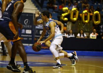 San Salvador se llevó el juego 2,000 de la Liga Mayor de Baloncesto