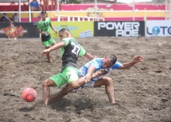 Apulo se estrelló ante La Barra de Santiago, líder indiscutible del Grupo A de la Liga de Fútbol Playa