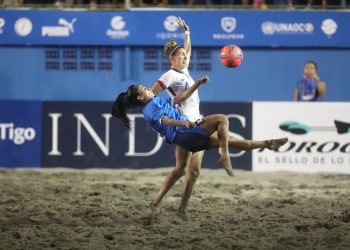 La selección femenina de fútbol playa cayó frente a Estados Unidos, que se coronó en El Salvador Beach Soccer Cup