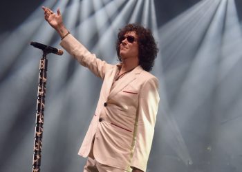 Enrique Bunbury cancela gira de despedida por problemas de salud