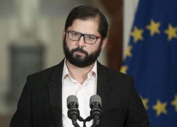 Desaprobación del presidente de Chile asciende a un 57,8 % por descontento de la población