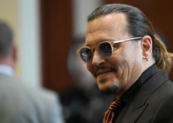Jueza de EE. UU. se rehúsa a desestimar la demanda por difamación de Johnny Depp contra Amber Heard
