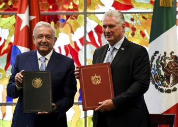 Mexicano AMLO defiende derecho de Cuba de asistir a cumbre de las Américas