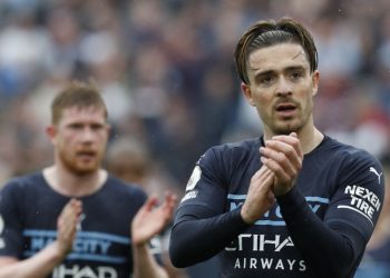 El Manchester City empata y deja abierto el final de la Premier League