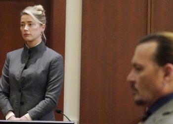Amber Heard dice haber querido divorciarse de Johnny Depp porque temía por su vida