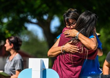 Abuela de niña asesinada en Texas pide al gobierno «hacer algo» para evitar otra tragedia