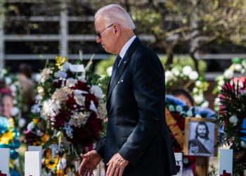 Uvalde exige a Joe Biden «hacer algo» para evitar matanzas como la ocurrida en su escuela