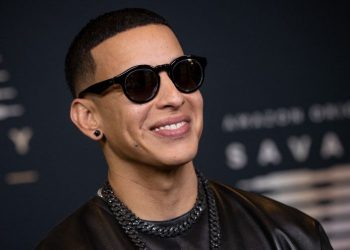 Salvadoreños realizan vigilia en las calles para ser los primeros en comprar los boletos del concierto de Daddy Yankee
