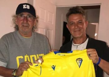 Fotos: El reencuentro entre Mágico González y el cantante español Alejandro Sanz