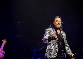 Marco Antonio Solís, «El Buki», destaca a un El Salvador más seguro, igualitario y armonioso