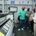 Gobierno fortalece relaciones con empresa del sector plástico