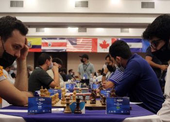 Jorge Girón se impone en ajedrez a gran maestro brasileño y entra al Top 10