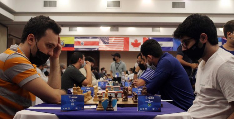 Jorge Girón sigue dando pelea en torneo continental de ajedrez. Foto: Indes.
