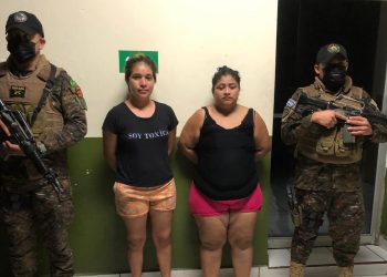 Capturan a mujer por publicar en redes sociales videos de bailes promoviendo a grupos de pandillas