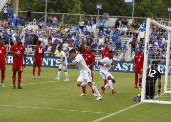 VIDEO | Hugo Pérez terminó inconforme pese al triunfo de la Selecta por 3-2 ante Panamá