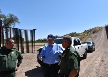 La rebelión contra Joe Biden por el Título 42