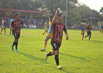 Kevin Santamaría reaparece como goleador para dar el triunfo a Águila sobre Jocoro