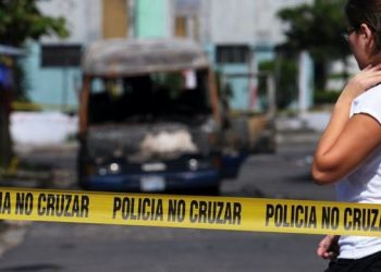 «Recibió 5 balazos y tiene quemada toda su espalda. Mauricio Funes le prometió una casa y becar a sus hijos. Nunca lo hizo», Christian Guevara