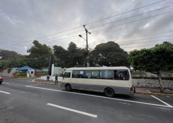 Entran en vigencia cambios de recorrido del transporte colectivo por reordenamiento de Santa Tecla