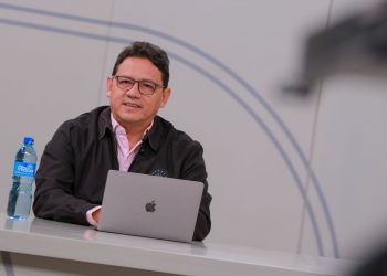 Gobierno invierte $3.2 millones en equipos para estudiantes con discapacidad