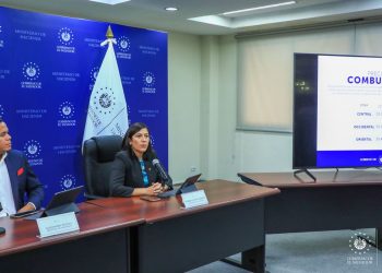 Gobierno de El Salvador anuncia que los precios de los combustibles se mantendrán fijos