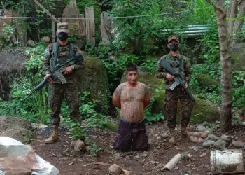Fuerza Armada captura a peligroso pandillero de la 18S en el Puerto de La Libertad