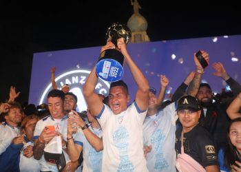 Henry Romero, zaguero de Alianza:  «Toda la semana previa a la final nos agarraron a palos, nos tiraron de todo. Hemos roto estadísticas y callado bocas»   
